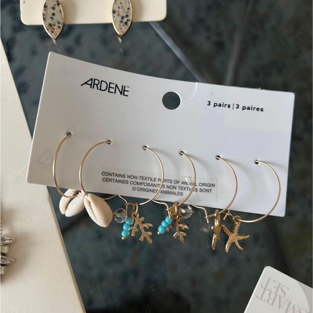 Jewlery bundle - Picture 3 of 6